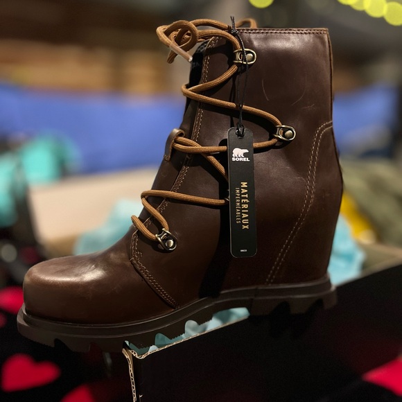 NIB Sorel Joan of Arctic Wedge III waterproof Lace boot Hazelnut/Blackened Brown - Picture 5 of 14